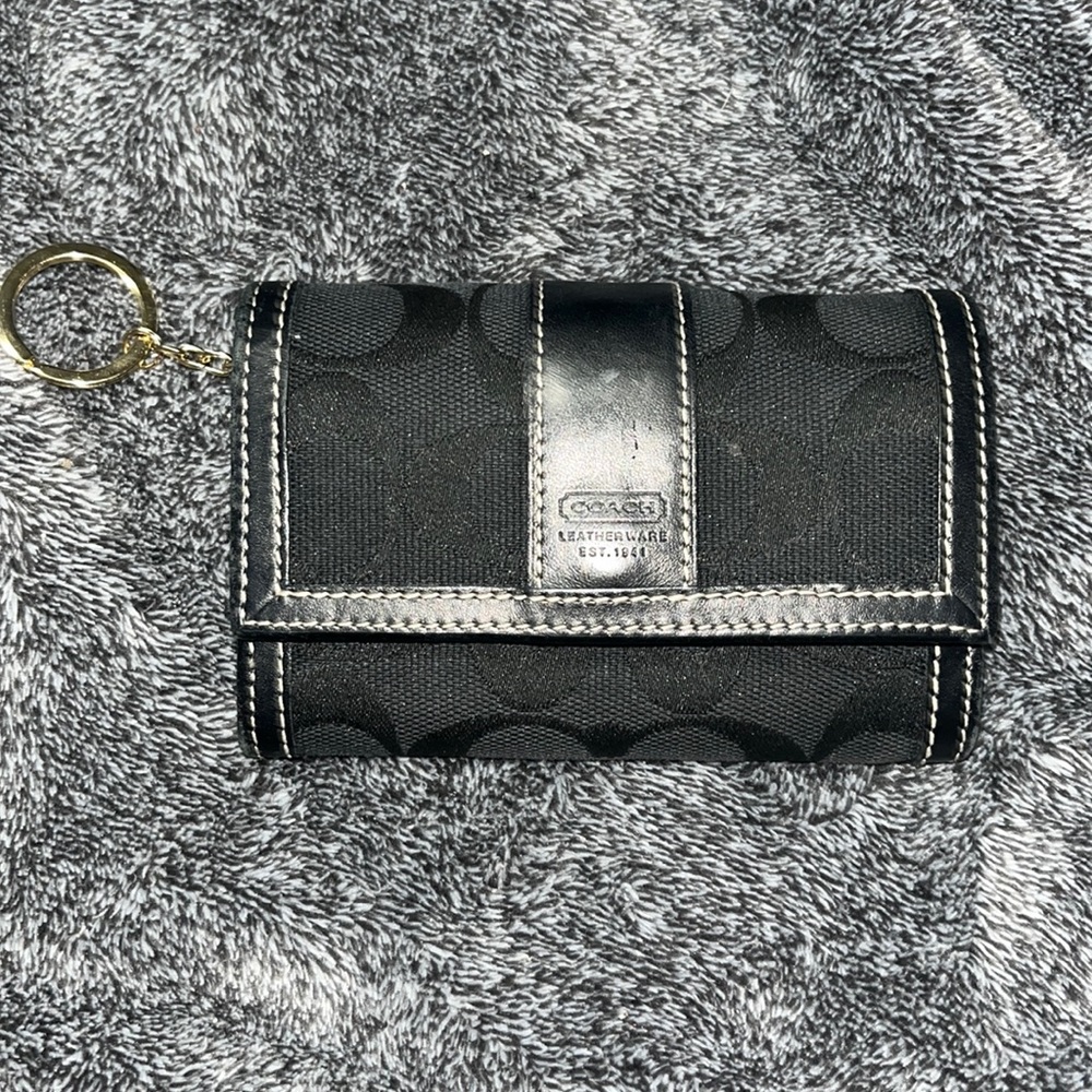 Coach Wallet *EUC*